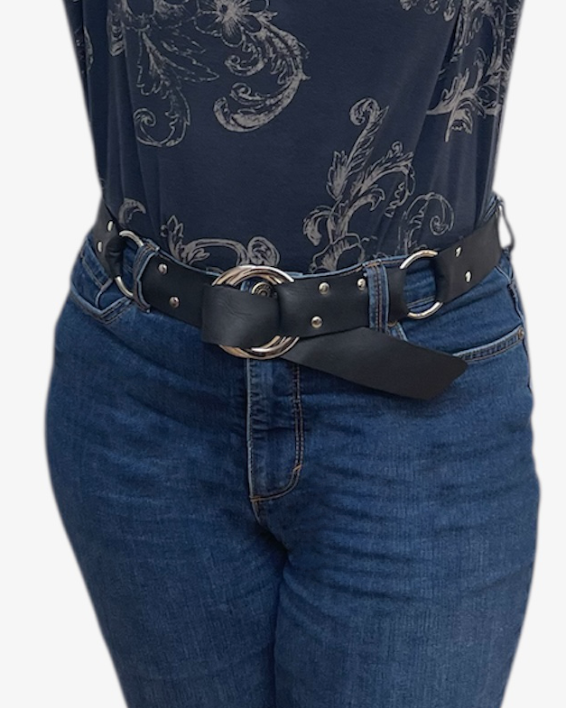 Black leather belt with silver rings and rivets