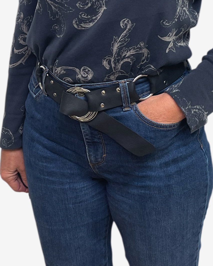 Black leather belt with silver rings and rivets