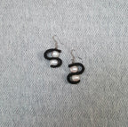 Leather Pearl Earrings - Modern S-Shape Design with Freshwater Pearls